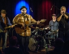 Gunther Brown in Trianon