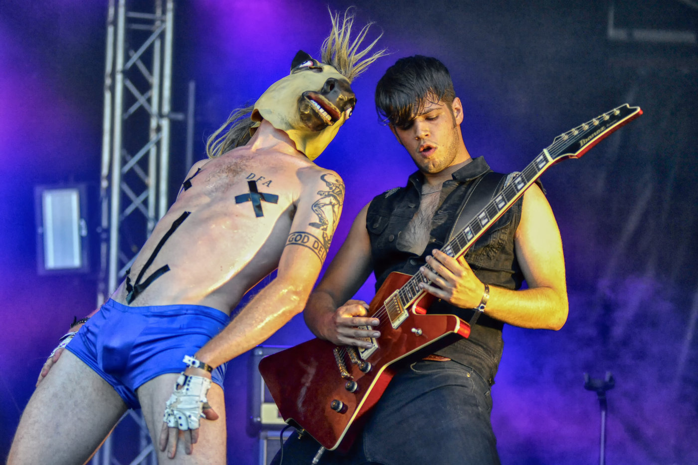 Festival op het eiland | Rectum Raiders