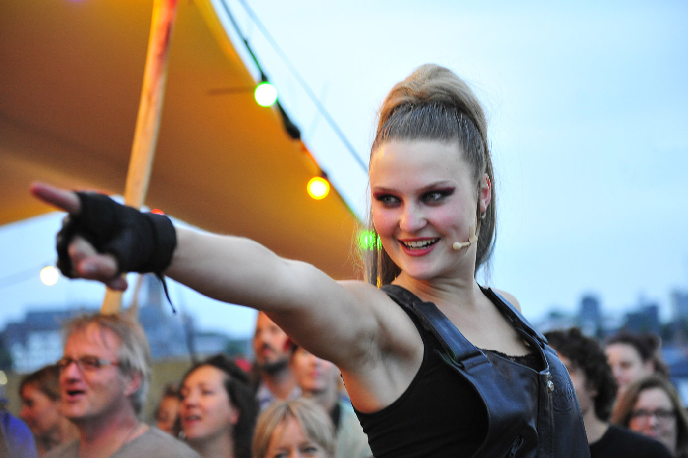 Festival op het eiland | Young Gangsters